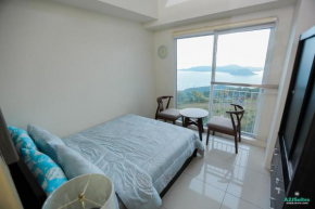 A2JSuites Bedroom Taal View Luxury Smart Home Suite Near Skyranch